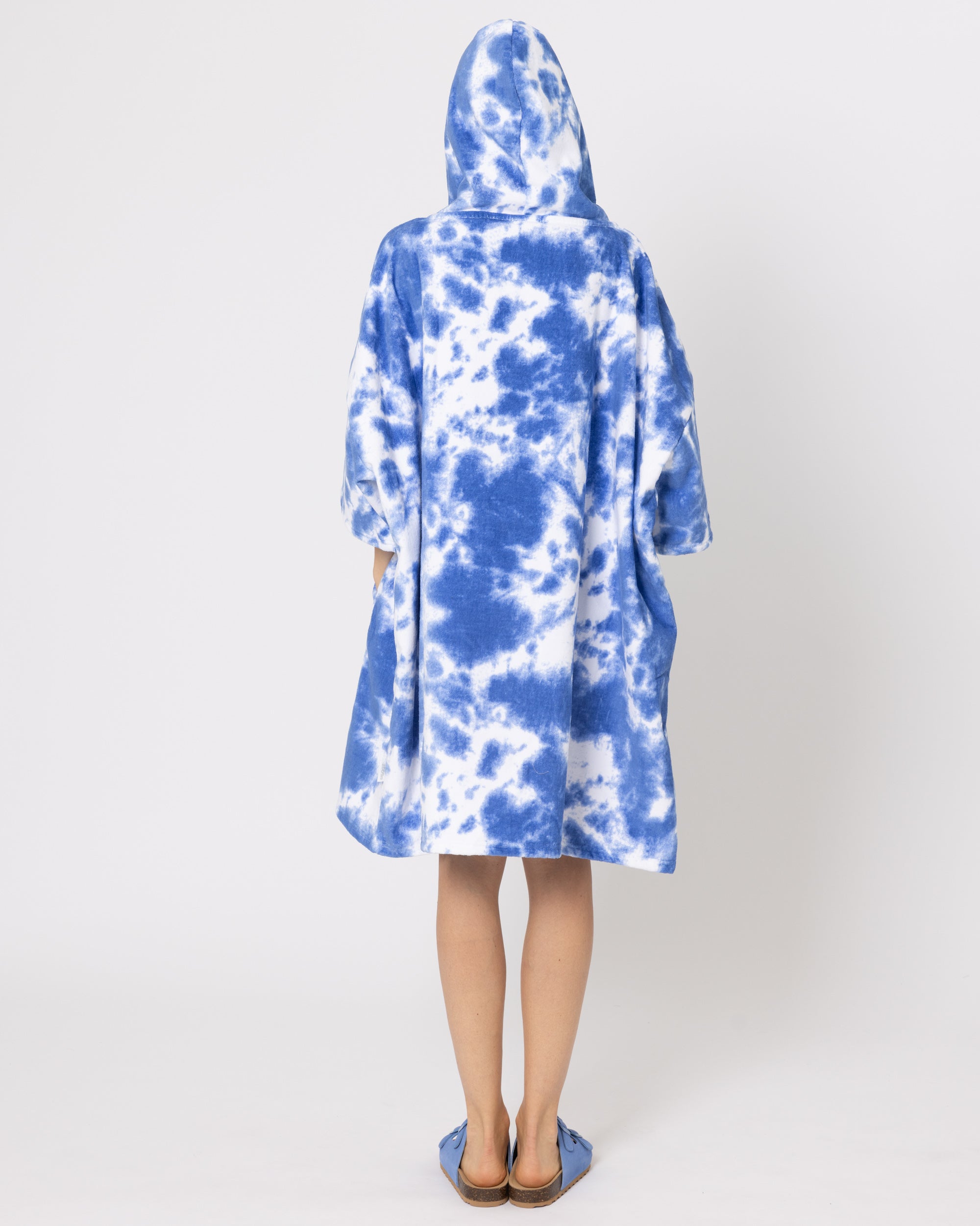 Snuggz Adults Unisex Tie Dye Towelling Beach Poncho