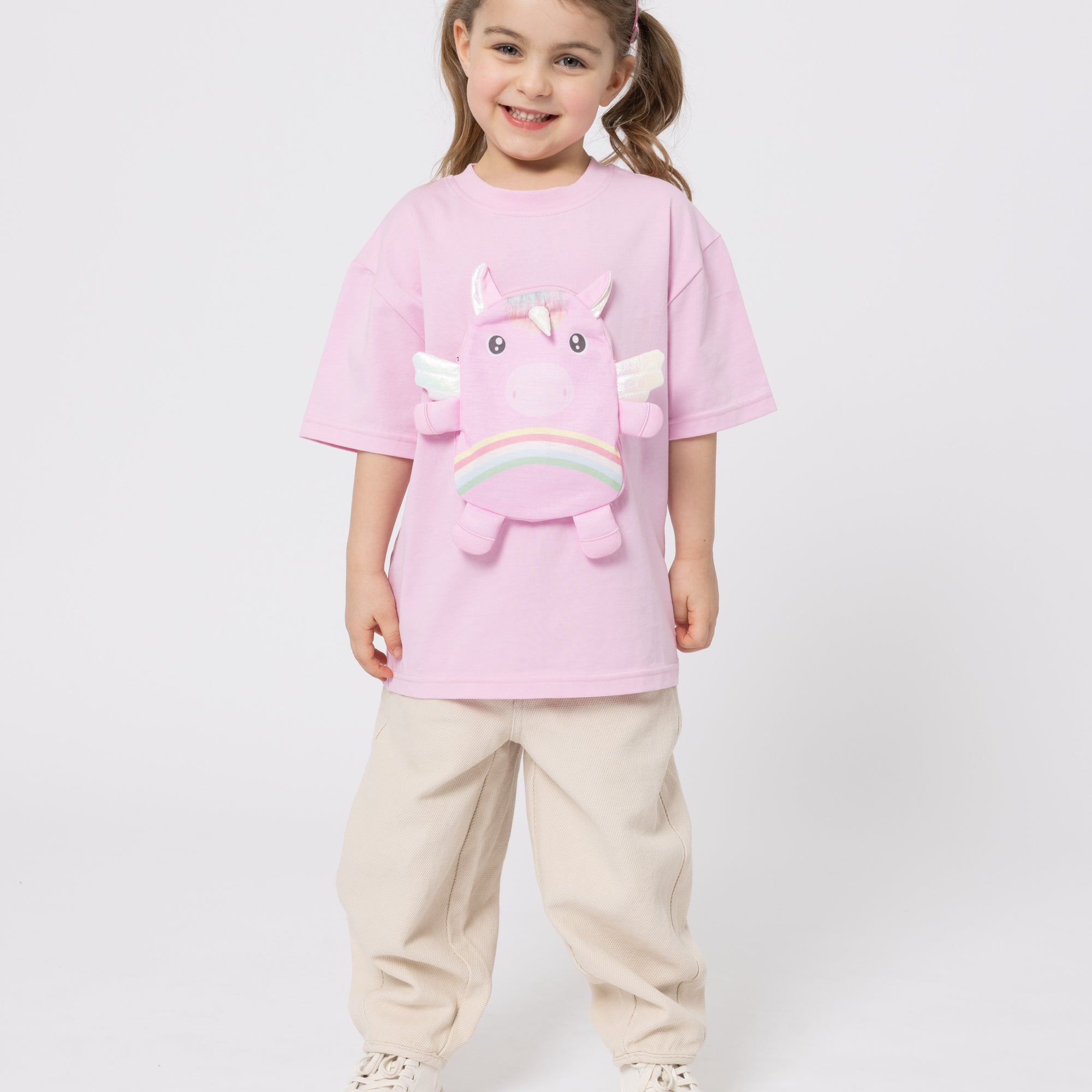 Unicorncharactertshirt_004.jpg
