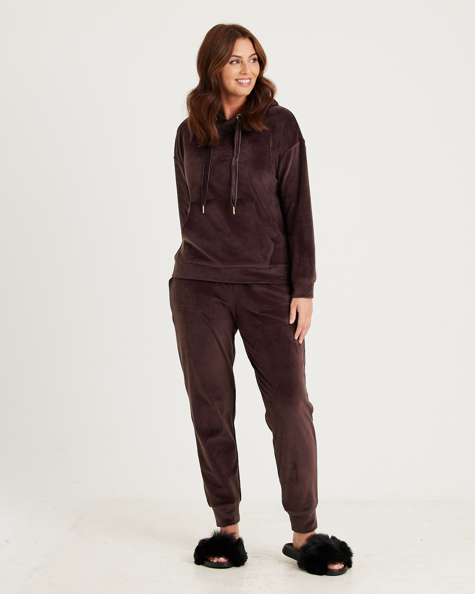 Snuggz Women Chocolate Brown Velour Loungewear Set