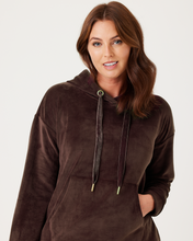 Snuggz Women Chocolate Brown Velour Loungewear Set