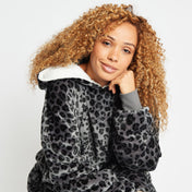 Snuggz Hooded Blanket - All Products