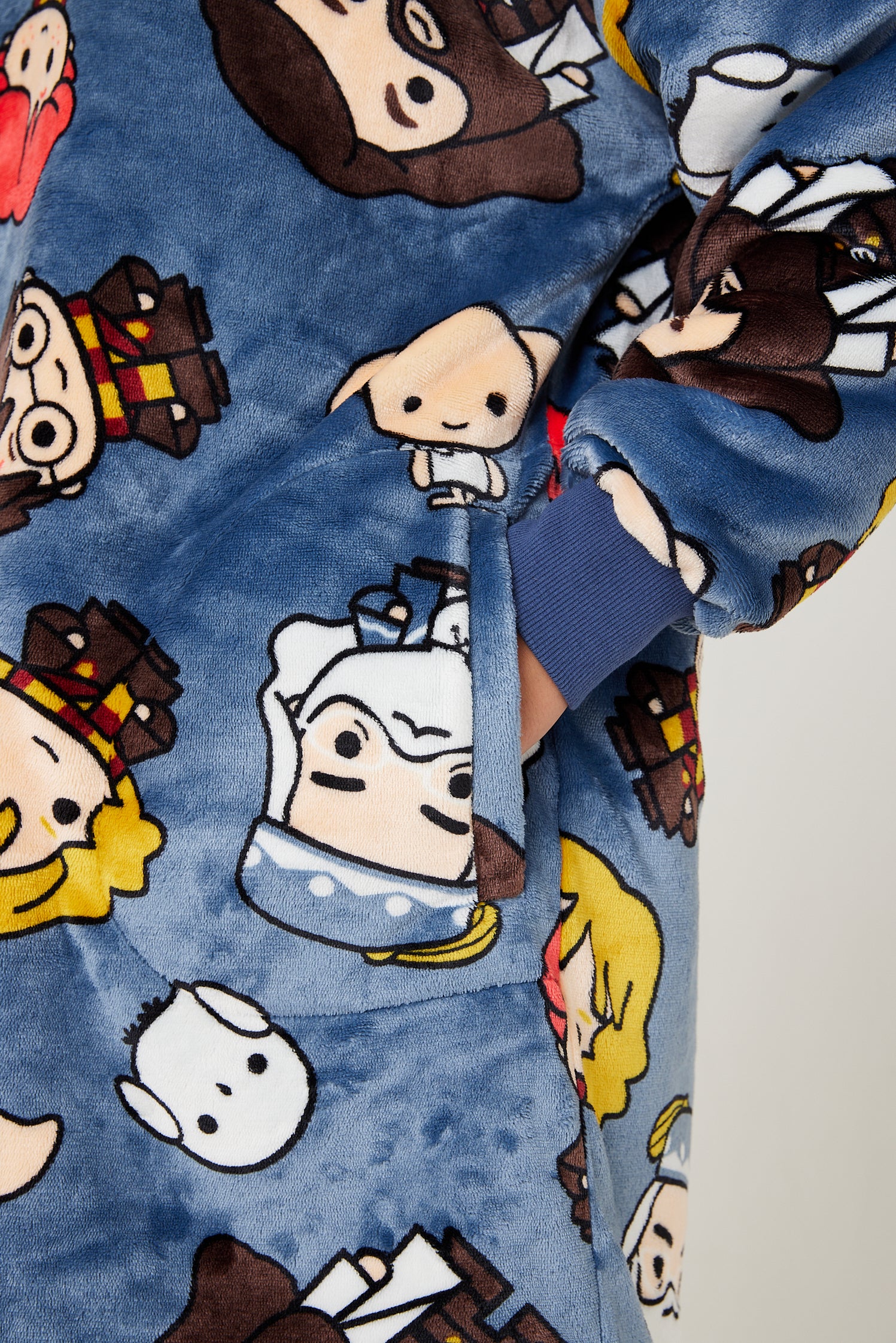 Snuggz Hooded Blanket - All Products